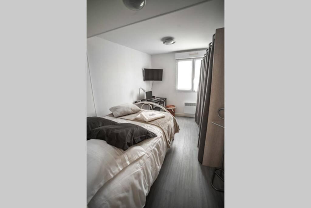 Cherokee Apartman Dinan Kültér fotó